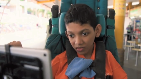 Meet Sayfullah, the trapped chatterbox