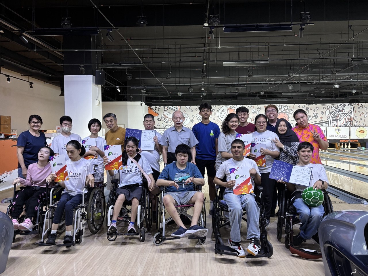 CPAS Connect alumni members after para bowling
